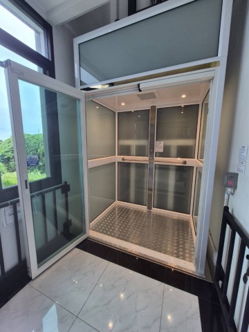 บริษัทรับติดตั้งลิฟท์ไฮดรอลิคโดยสาร