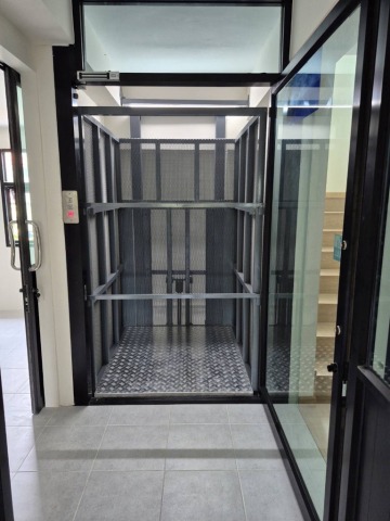 ติดตั้งผลิตลิฟท์ขนของ