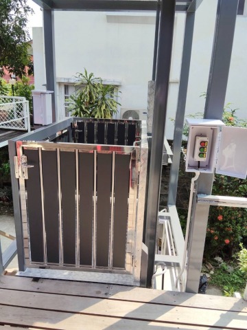 ลิฟท์สําหรับรถวีลแชร์